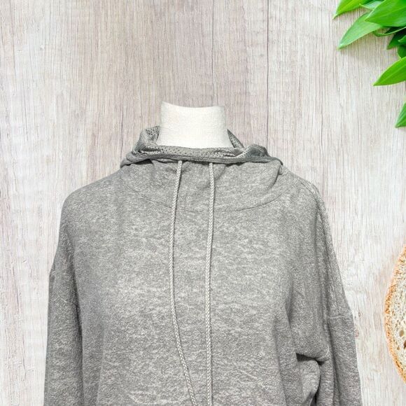 Zyia Womens Textured Hoodie‎ Size M Gray Activewear Performance - Picture 2 of 7
